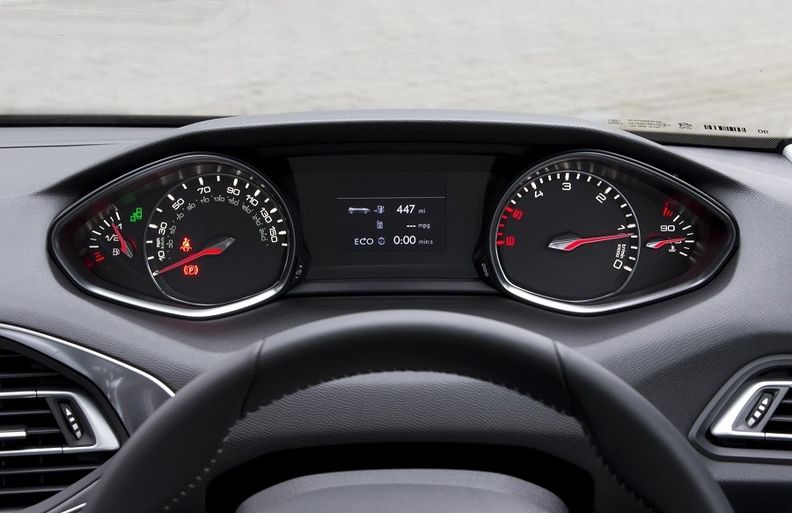 Peugeot 308's digital speedometers dropped in chips shortage